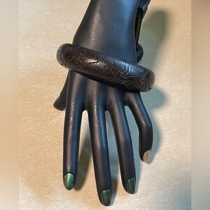 Vintage Carved Bangle